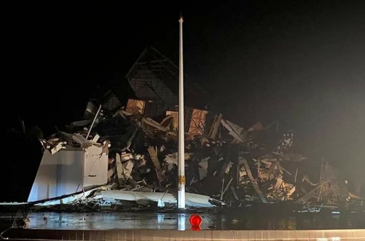 Gempa di Majene 6,2 Magnitudo, Hancurkan Kantor Gubernur Sulbar