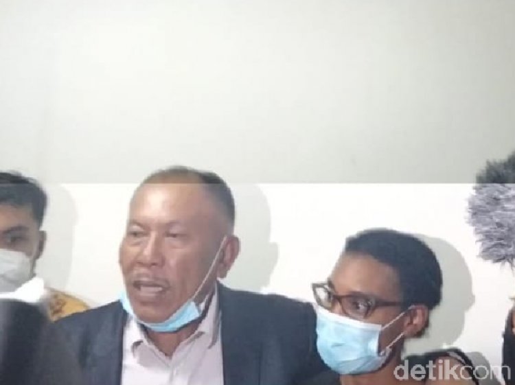 Ini Dia Penampakan Kristen Gray, Bule AS yang Bikin Heboh Netizen Indonesia