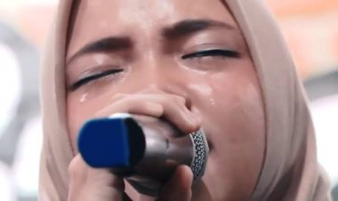 Lama Bungkam! Nissa Sabyan Bikin Status: Apapun Ujiannya, Bersama Allah Semua akan Baik