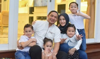 Adelia Istri Pasha Ungu Diberitakan Meninggal, Ternyata....