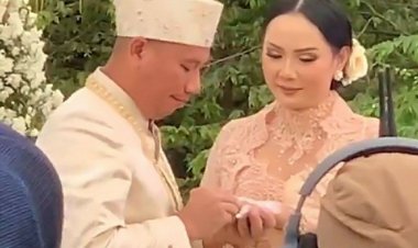 Begini Suasana Pernikahan Vicky dan Kalina yang Kini Sah jadi Suami Istri