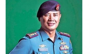 Anak Supir Angkot Ini Sempat Gagal Jadi Tentara, Namun Kini Jadi Komandan Lanal TNI AL