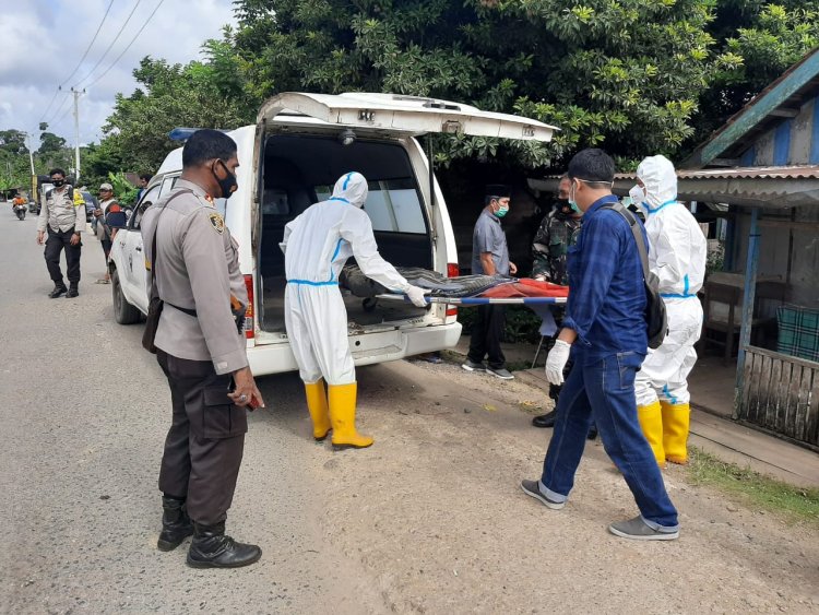 Heboh! Mayat Mr X Ditemukan Warga Muarojambi dalam Keadaan Mulut Berbusa