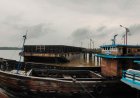 Breaking News!!! Kapal Tongkang Tabrak Jembatan WFC Kualatungkal, Sejumlah Kapal Rusak Parah