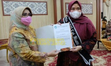 Masnah Busro Dikukuhkan Sebagai Bunda PAUD Muaro Jambi