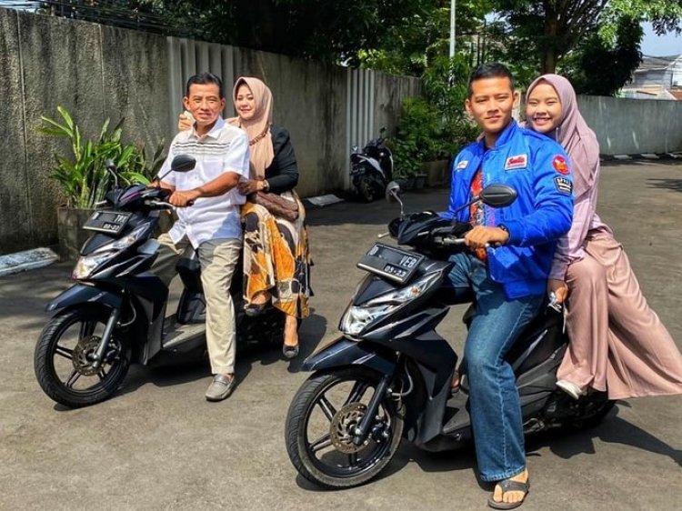 Viral Usai Pensiun, Jenderal TNI Pilih Naik Motor Matic, Netizen: Panutan!