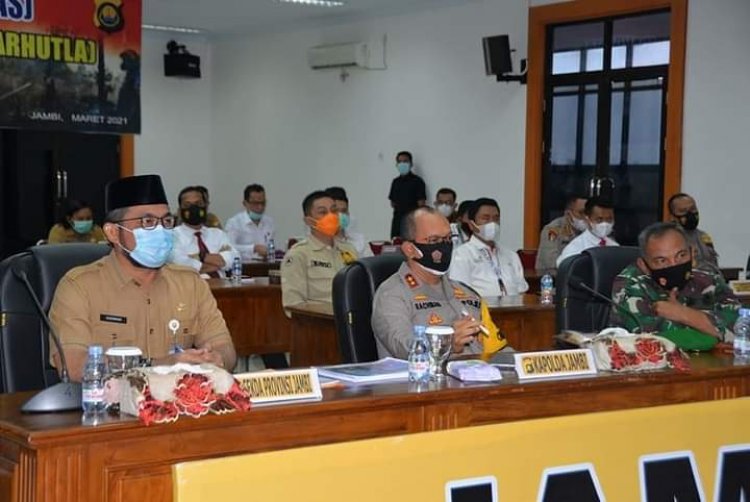 Sekda Provinsi Jambi Hadiri Rakor Pengendalian Karhutla