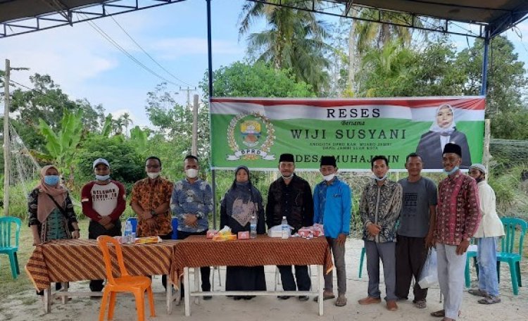 Wiji Susyani Reses ke Desa Muhajirin Serap Aspirasi Konstituen