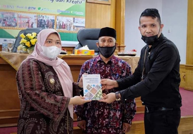 Bupati Masnah Buka Musda ASUMKMUJA