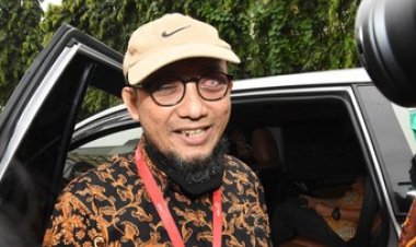 Denny Sebut Kabarnya Novel Si Penyidik Berintegritas Tak Lolos Akibat Soal Habib Rizieq
