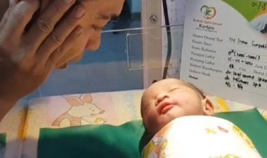 Istri Sapri Pantun Lahirkan Bayi Instagram Almarhum Diserbu Netizen