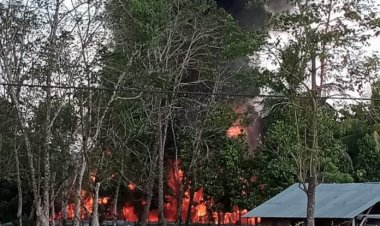 Gudang Berisikan Minyak Terbakar di Bungo-Jambi, Terdengar Bunyi Ledakan di Lokasi