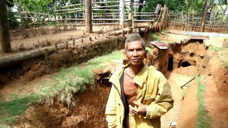 Ini Dia Kakek Perkasa Pembuat Rumah Bawah Tanah Bermodal Cangkul, Begini Prosesnya...
