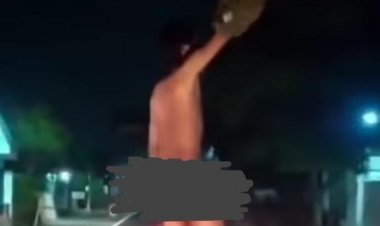 Usai Viral! Pemuda Bugil Berdiri di Atas Motor Ini Nasibnya Bakal Terkena UU ITE