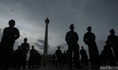 Viral 'Apel Persiapan Lockdown' di Monas, Begini Kata Polisi
