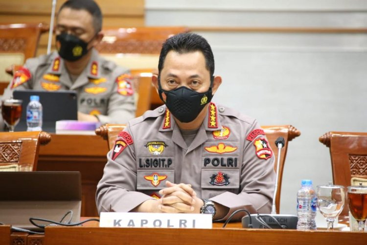 Bikin SKCK Kini Cukup dari HP, Kapolri Paparkan 15 Aplikasi Layanan Publik Semudah Pesan Pizza