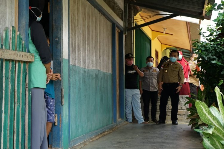 Sebelum Dilantik Menjadi Gubernur, Al Haris Masih Kunjungi Warganya yang Isolasi Mandiri