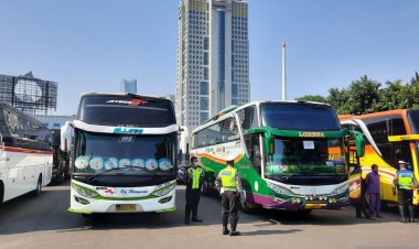 Amankan 36 Bus Langgar PPKM Darurat, Polda Metro: Masih ada Saja Oknum Memalsukan PCR, Kartu Vaksin, Swab Antigen!