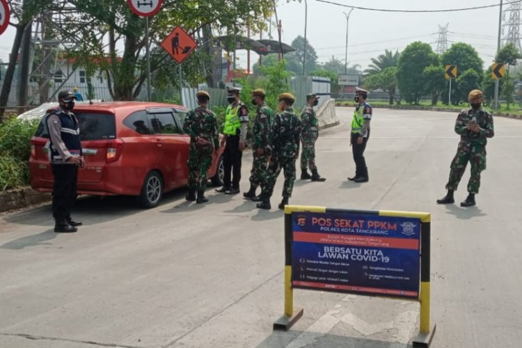 480 Kendaraan Dipaksa Balik oleh Petugas Gabungan Saat Mau ke Tangerang