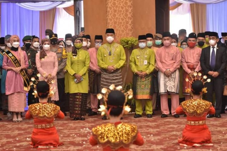 Pj Gubernur Jambi Hadiri Peringatan HUT Kota Jambi ke-75