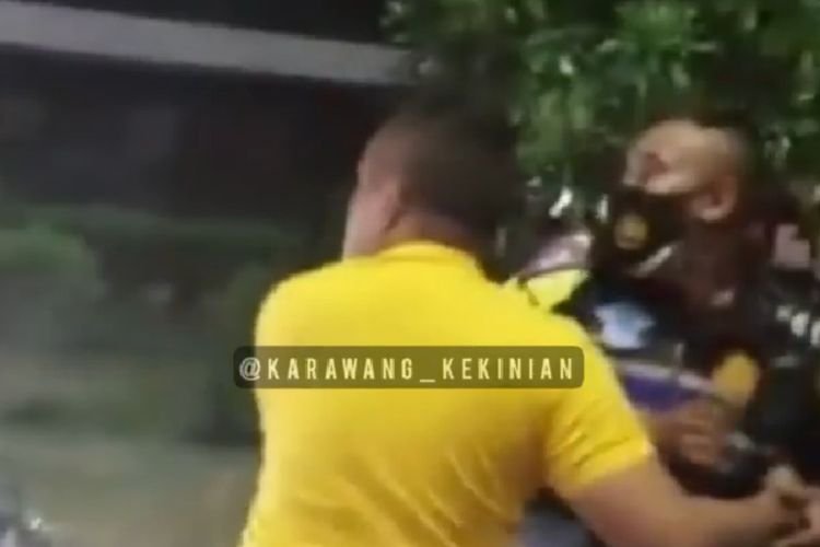 Viral Pria Ini Terobos Penyekatan Saat PPKM Darurat: Kenapa Mobil Itu Diloloskan...