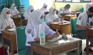 Begini Nasib Sekolah Tatap Muka, Usai Jokowi Perpanjang PPKM