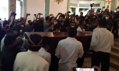 Jenazah KGPAA Mangkunegara IX Disemayamkan di Kagungan Ndalem Ageng