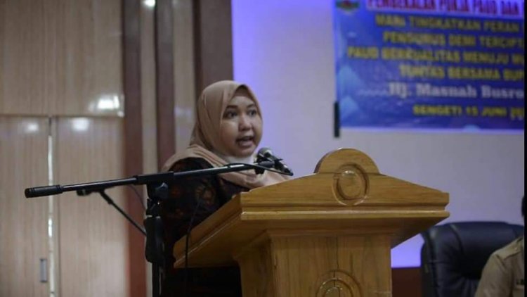Bupati Masnah Buka Workshop Pembekalan Pokja PAUD dan PAUD HI