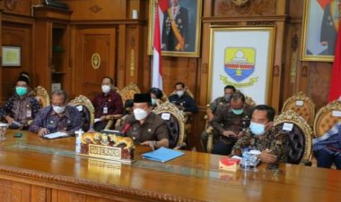 Rapat Daring Bersama para Bupati Terkait Penanganan Covid-19, Gubernur Jambi: Petakan Warga yang Belum Divaksin