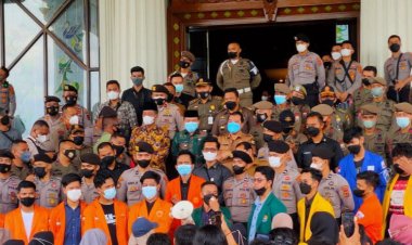 Adakan Pertemuan dengan Kepala Daerah di Jambi, Ketua KPK Malah Didemo Ratusan Mahasiswa