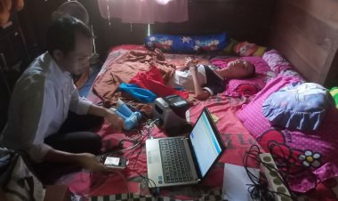 Khusus Penyandang Disabilitas, Dukcapil Muarojambi Rekam E-KTP di Rumah