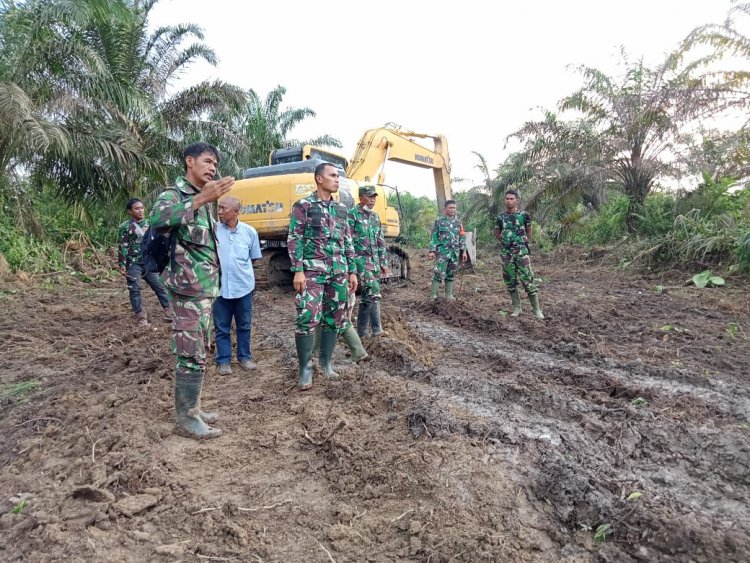 Pantau Pembukaan Jalan Baru di Lokasi TMMD-112, Dandim 0416/Bute: Jalan Ini Sasaran Utama....