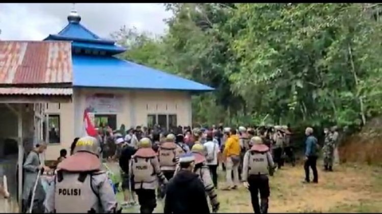 Heboh, Masjid Ahmadiyah Dirusak Usai Sholat Jumat, Polisi: Sedang Diusut!