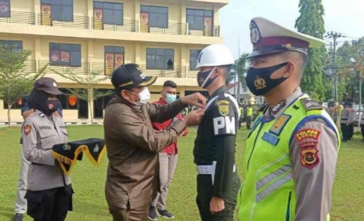 Bupati Bungo Mashuri Pimpin Upacara Pasukan Operasi Ketupat Jelang Hari Raya Idul Fitri