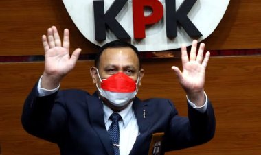 Firli Bahuri Pensiun dari Polri Hari Ini, Novel: Semoga Tidak Lagi Berbuat Sewenang-wenang....