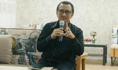 Disindir Ade Armando, Yusuf Mansur: Akal Sehat Pak Haji Armando Ternyata tidak Dipakai? Pengen juga Saya jadi Youtuber