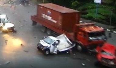 Analisa Truk Maut di Balikpapan, Tak Banting Setir dan Klakson