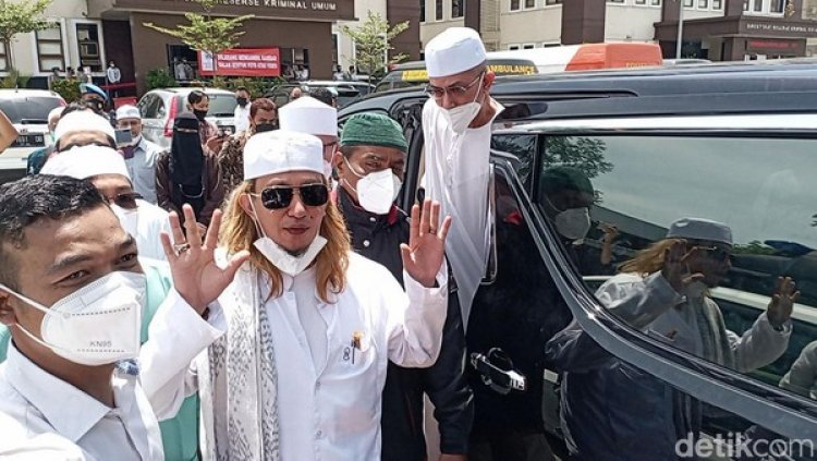SAH! Habib Bahar Bin Smith Jadi Tersangka Penyebaran Berita Bohong