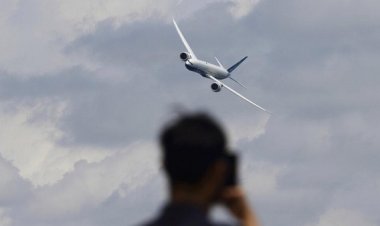 VIRAL! Omicron Dibuang Lewat Chemtrail di Udara, BMKG Jawab Begini....