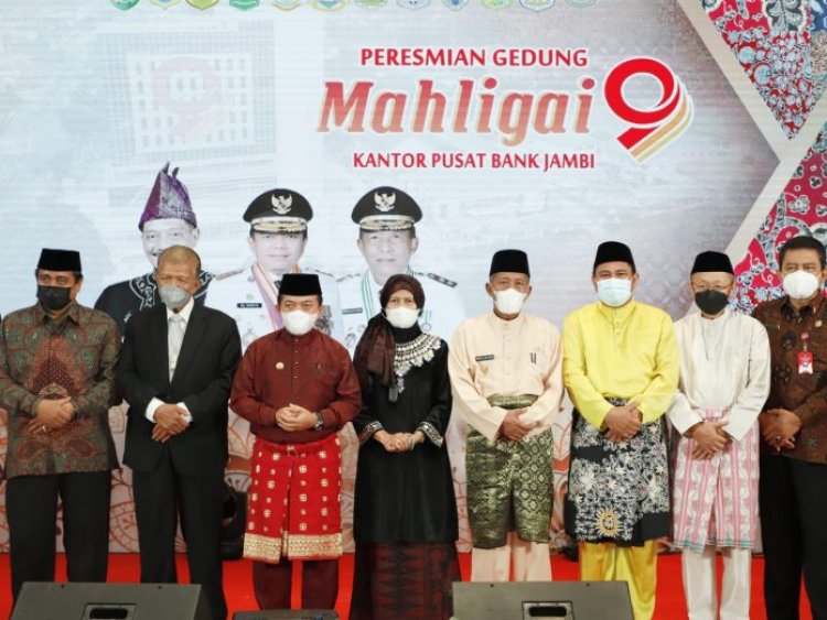 Bupati Bungo H Mashuri & Sekda Hadiri Peresmian Gedung Mahligai Bank 9 Jambi