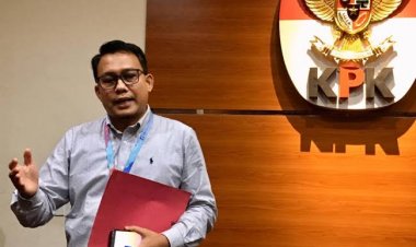 KPK Serahkan Berkas Perkara Apif ke Pengadilan Tipikor Jambi