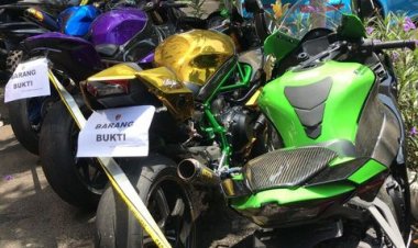 Lagi-lagi Bareskrim Sita Aset Doni Salmanan, Mobil Mewah Hingga Belasan Motor Gede