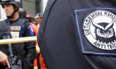 Rumah Terduga Teroris DK Diintai Sosok OTK dari Kandang Ayam Setiap Saat