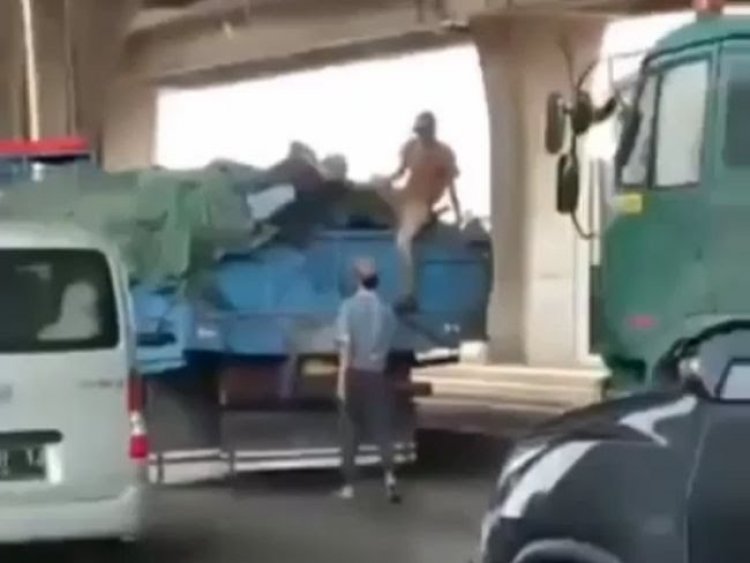 Viral! Polisi Ringkus Bajing Loncat di Cilincing Jakarta Utara