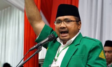 Meradang Gus Yaqut Disenggol Novel Bamukmin, GP Ansor Maja: Tinggal Pilih, Mau Berapa Gigi lagi yang Rontok?