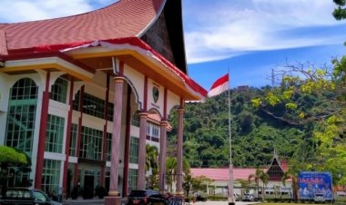 OTT di Kantor Bupati Pesisir Selatan, 4 PNS & Satu Kontraktor Diamankan