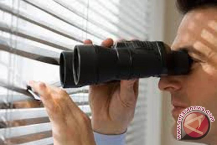 Dituduh Mengintai, Bulgaria Usir Bawahan Putin