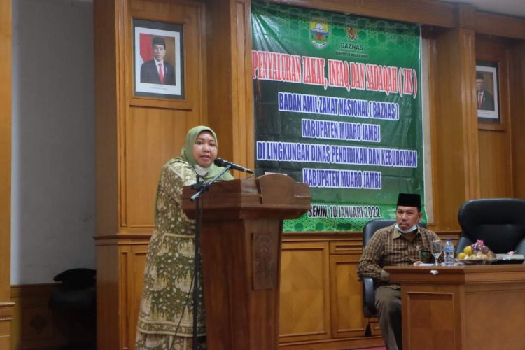 Bupati Masnah Hadiri Penyaluran Zakat & Sodaqoh BAZNAS