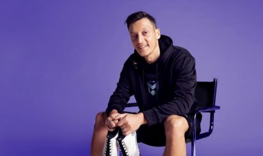 Wow! Mesut Oezil Tertarik Gabung Bali United