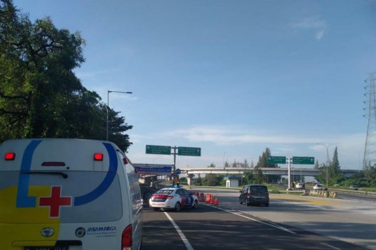 Mulai Sesak Macet, Jasa Marga Berlakukan Buka Tutup Akses masuk Tol Layang Sheikh MBZ